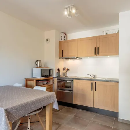 Apartment 2 Pieces Avec Balcon Et Garage A 100m Des Pistes - Fr-1-351-215