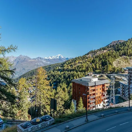 Apartment 2 Pieces Avec Balcon Et Garage A 100m Des Pistes - Fr-1-351-215